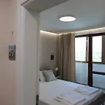 Azur - Self Check-in بورغاس