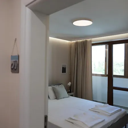 Azur - Self Check-in Burgasz