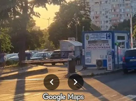 Azur - Self Check-in Бургас
